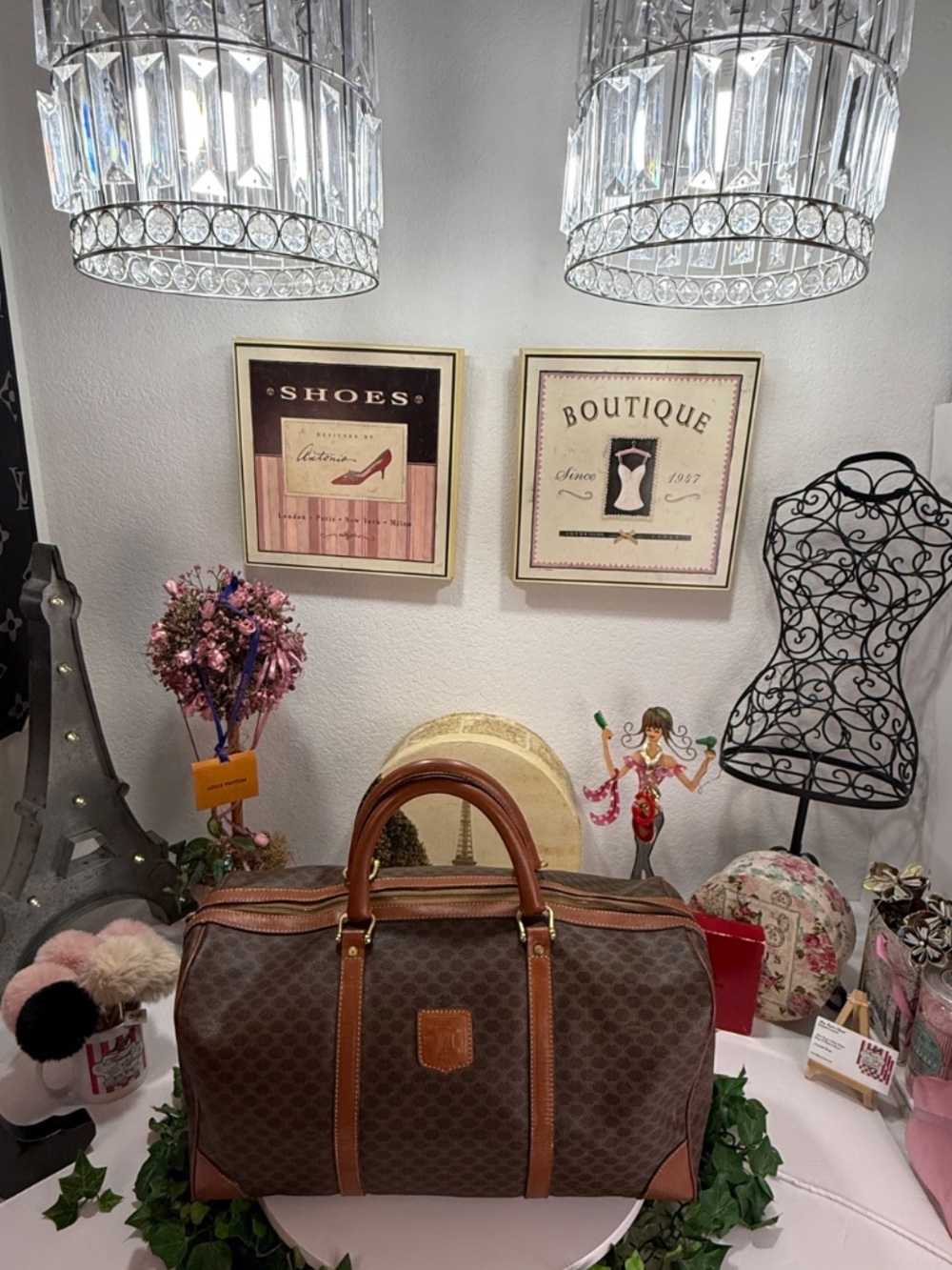 EXQUISITE CELINE MACADAM MONOGRAM EXTRA LARGE DUFFLE CARRY ON BAG! - Picture 3 of 17